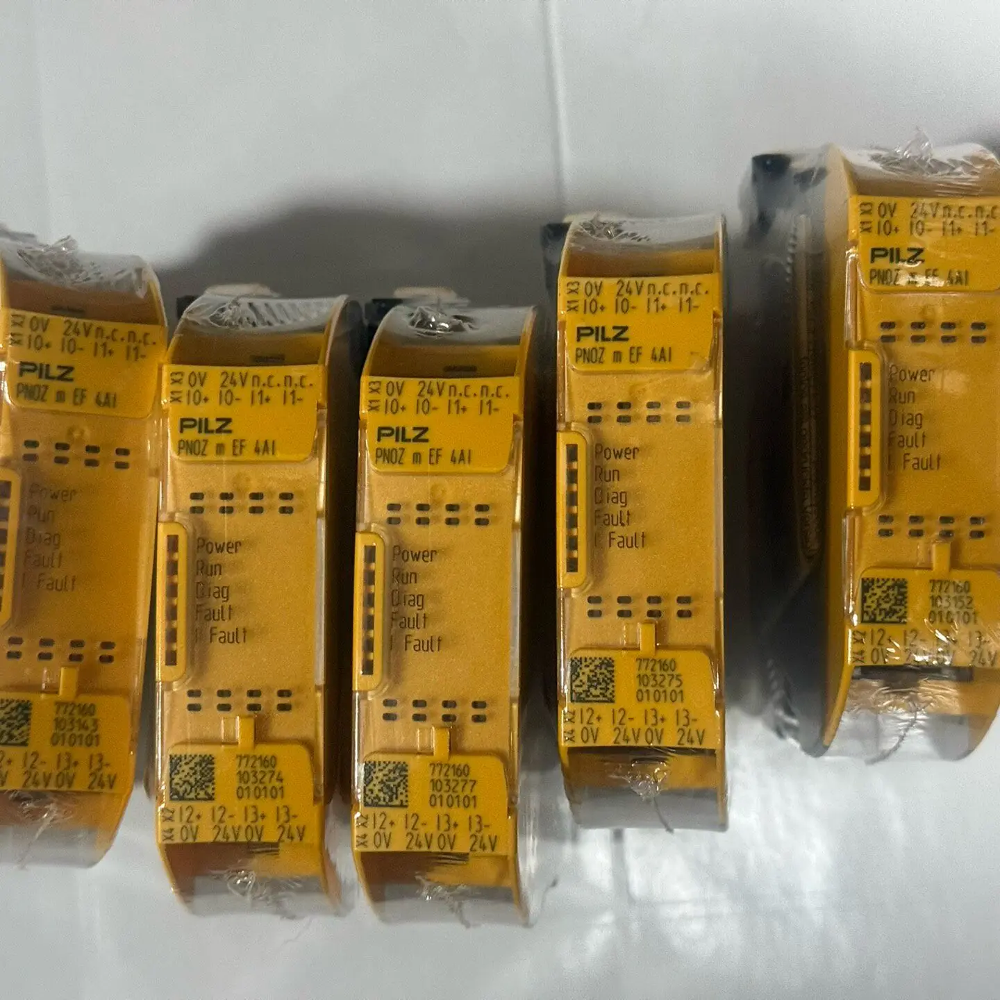 772160 Brand New Pilz Safety Relay Analog Input Module PNOZ