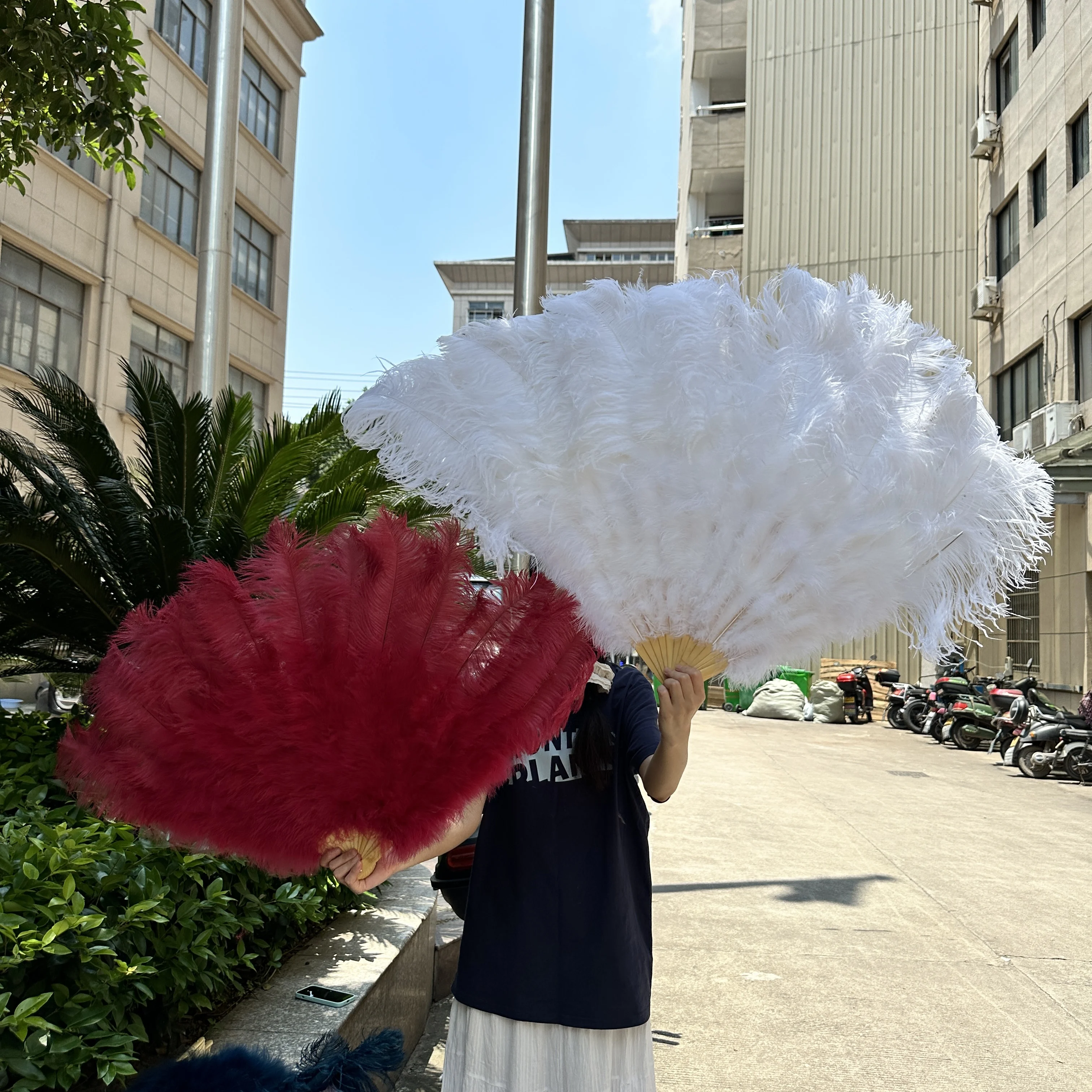 

13 Bars Big Ostrich Feathers Fan Dancing Fan Plumes Folding Fan Ms.Belly Show Props Decor Accessory 1pcs 2pcs 100cm/130cm