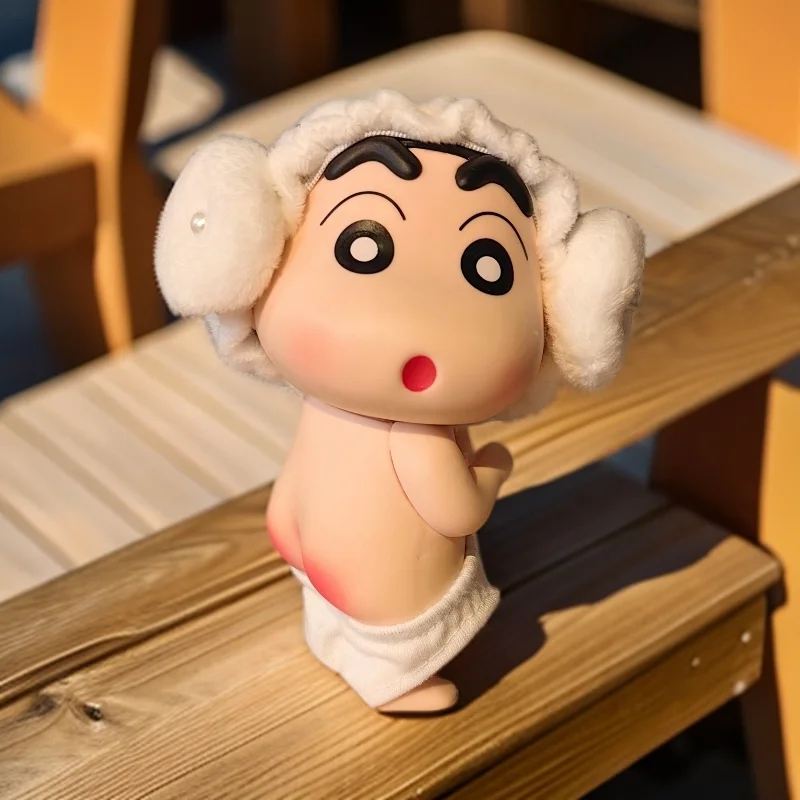 Crayon Shin-chan süßes Bad mit freiliegendem Boden, Badezimmer, Zuhause, Auto, Dekoration, trendiges Spielzeug, Anime-Figur, Sammlermodell