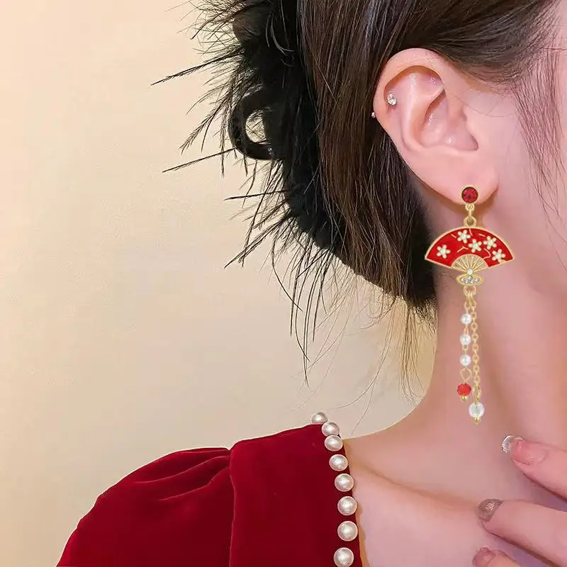 Fashion Chinese Style Earrings for Women Red Color New Year Wedding Rhinestone Luxury Jewelry Spring Festival Ear Hook Gift 2025