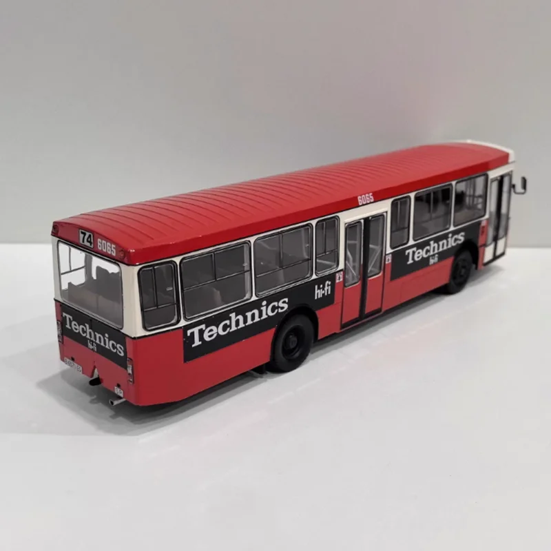 IXO 1/43 ペガソ 6033 バス 合金＆プラスチック製 シミュレーションカーモデル 静態コレクション 装飾 ホリデーギフト おもちゃ 記念品