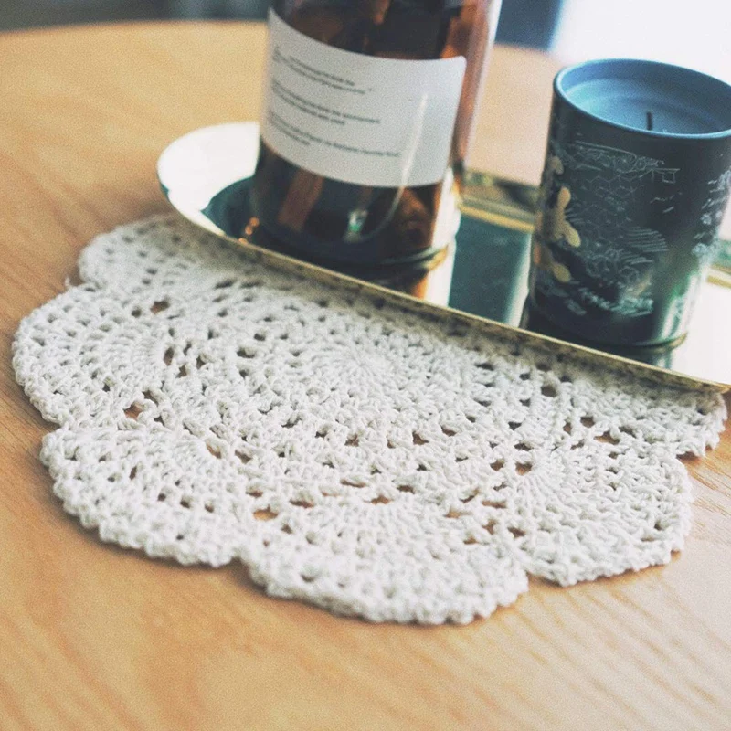 4Piece 8.6 Inch Doilies Crochet Round Lace Doily Handmade Placemats Cotton Crocheted Coasters (Beige)