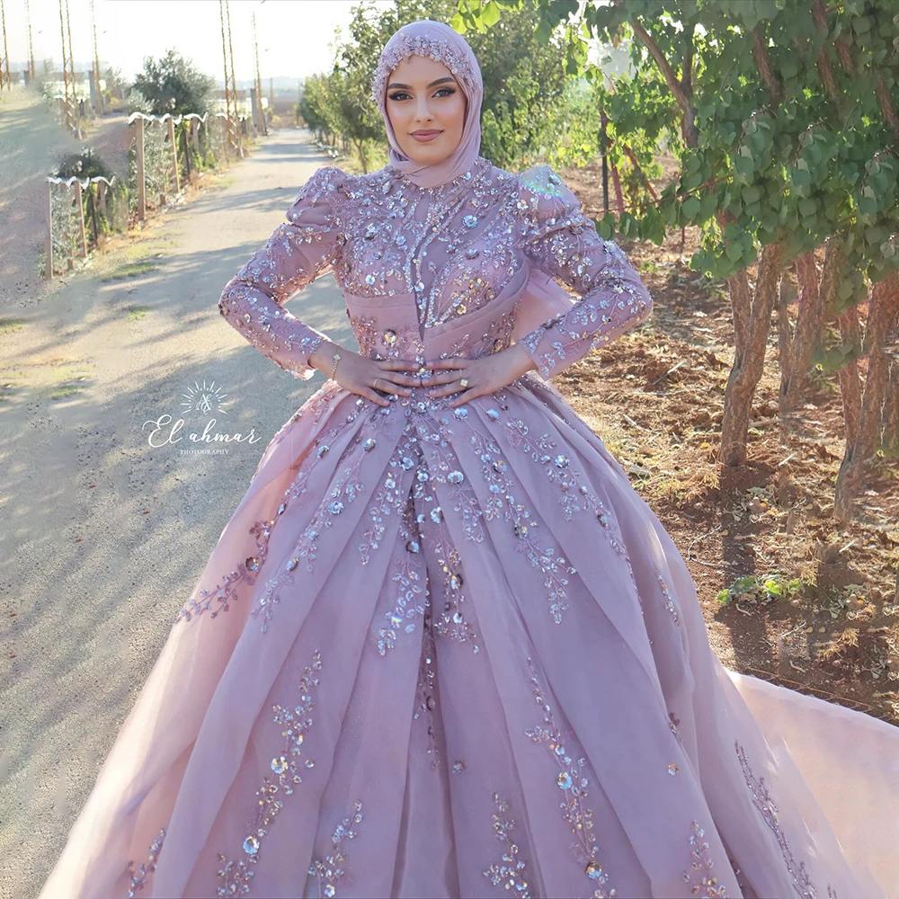 

Arabic Wedding Dresses Hijab Long Sleeve High Neck Luxury Bride Dress Beading Sequined Bridal Gown Customized robe de mariée
