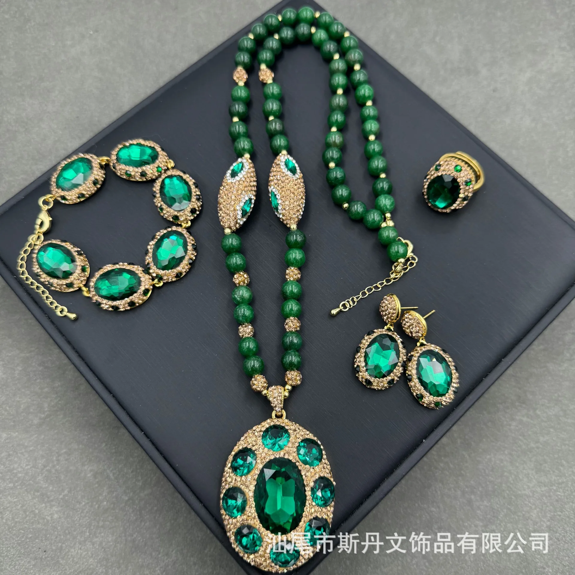 

natural Set Medieval Jewelry green Crystal, Necklace Earrings Ring Bracelet