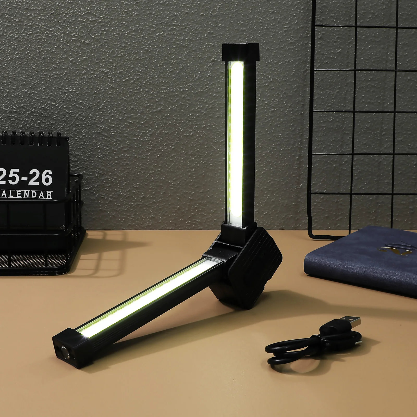 

Foldable Cob Magnetic Work Light Rechargeable Gym Lamp for Auto Repair Emergency Workshop Outdoor Portable Mechanic Lighting