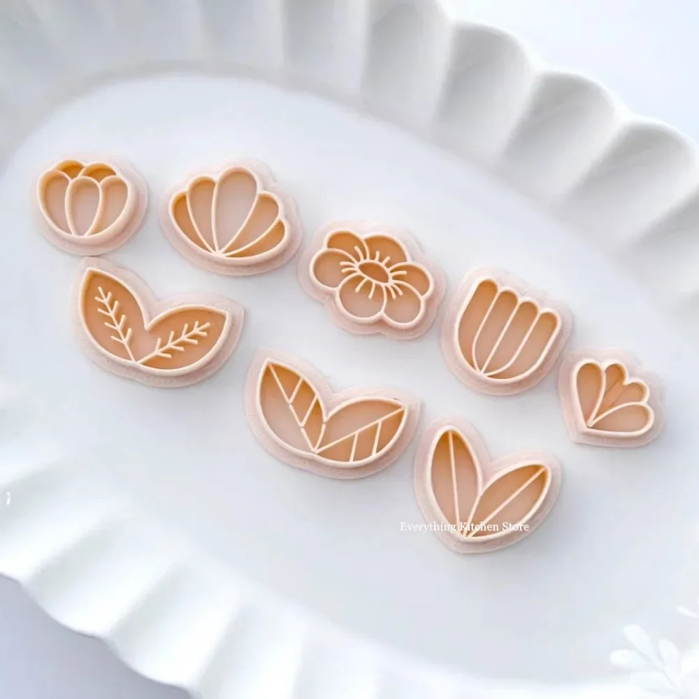 Tulip Daisy Polymer Clay Cutter DIY Soft Pottery Earrings Flower Leave Clay Brooch Jewelry Decorative Modeling Cutting Die Tools