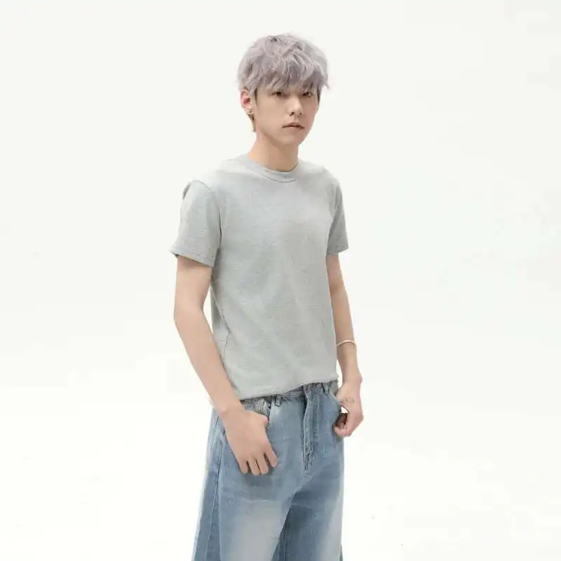 

Мужские футболки в корейском стиле с круглым воротником и короткими рукавами, однотонные мужские свободные футболки, лето 2025 г.