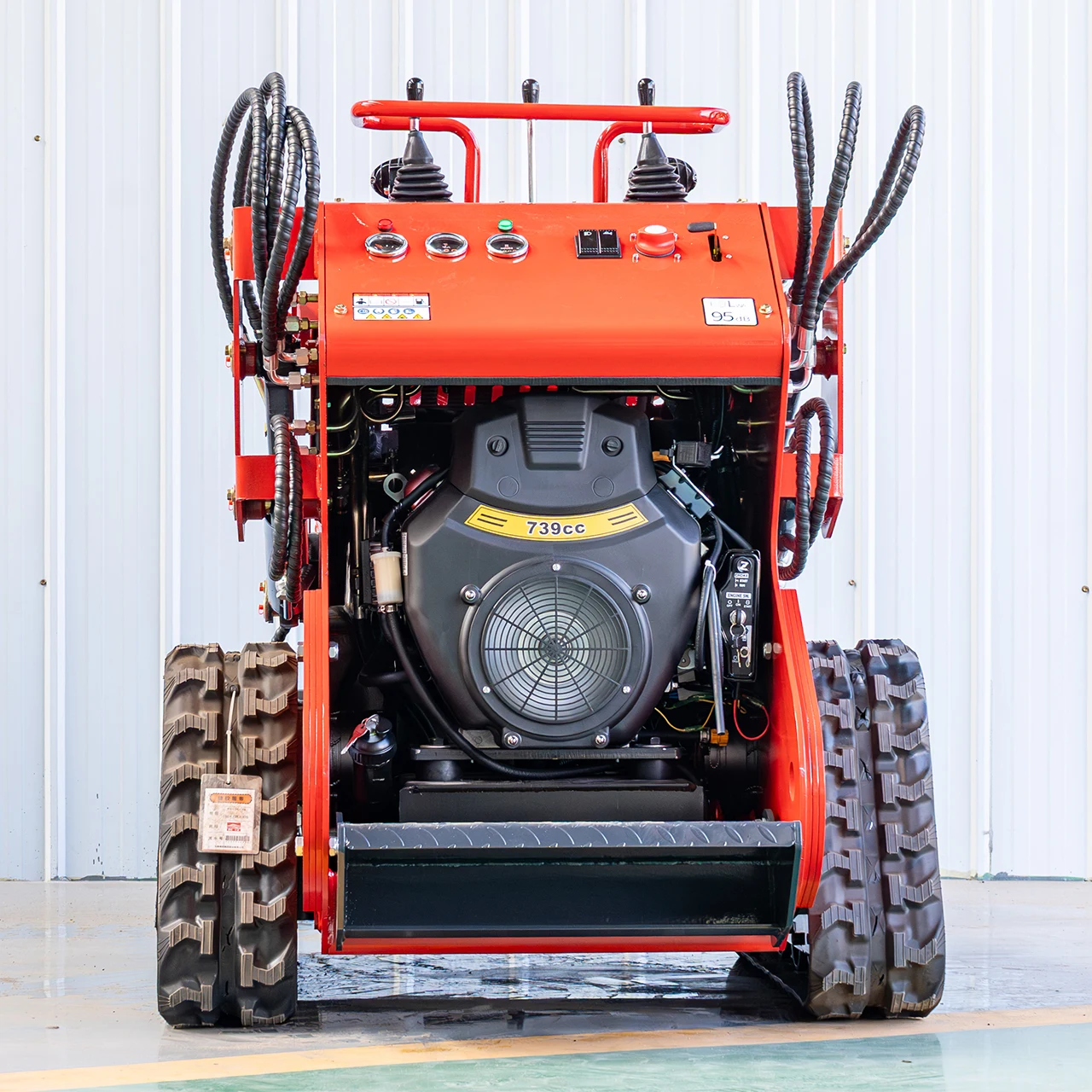 جرافة انزلاقية صغيرة محمل ديزل كوبوتا محمل مدمج لأعمال المزرعة والبناء #4