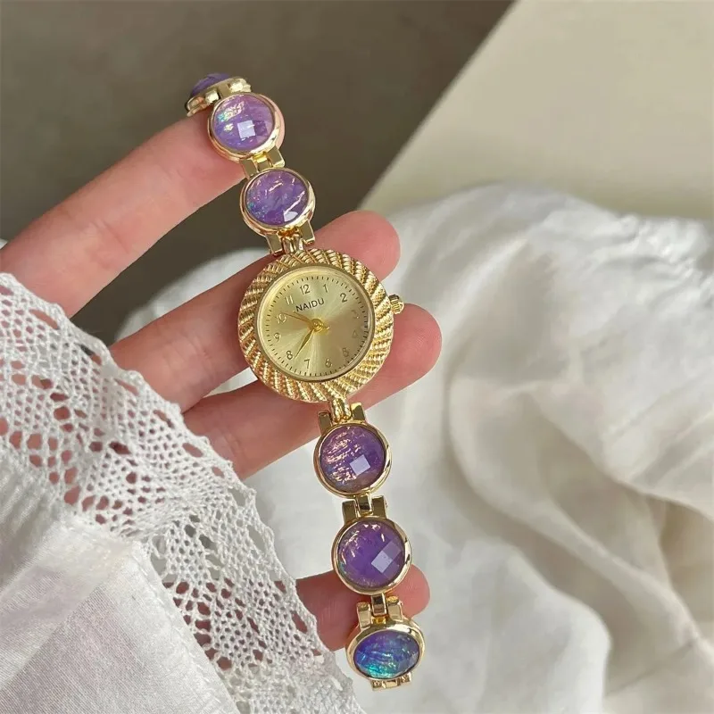 Piccolo orologio al quarzo da donna ovale in pietra naturale Orologi al quarzo in oro di alta qualità Orologi da polso a catena di lusso da donna Regali