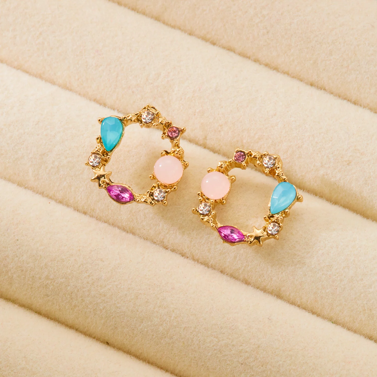Korean Sweet Colorful Rhinestone Wreath Stud Earrings for Women Flower Crystal Round Earring Party Birthday Jewelry Brincos Gift