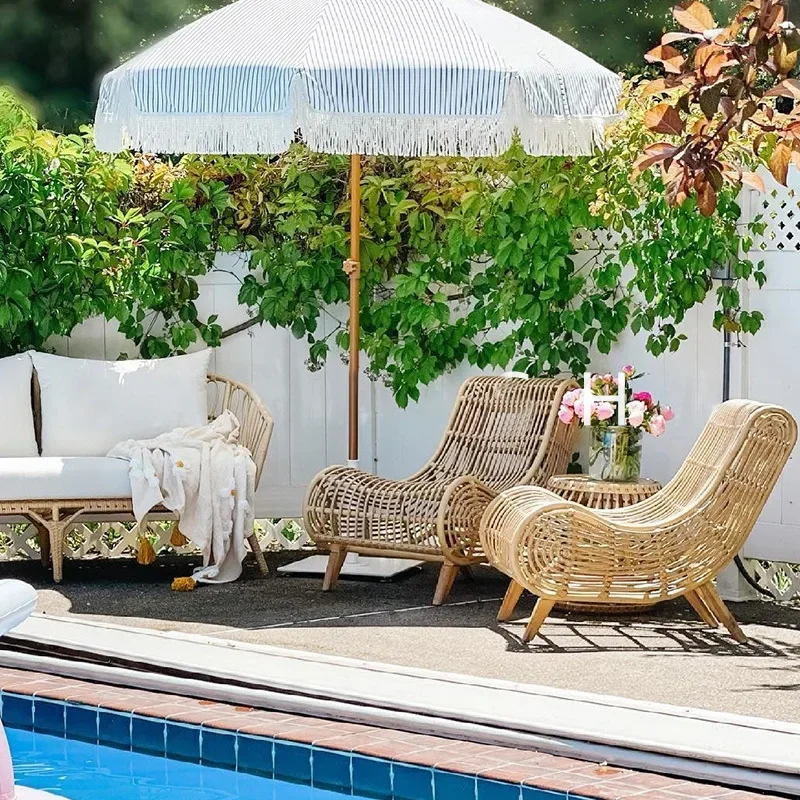 أريكة من الخيزران فردية للترفيه في الهواء الطلق من الشمال وشرفة فناء B & B