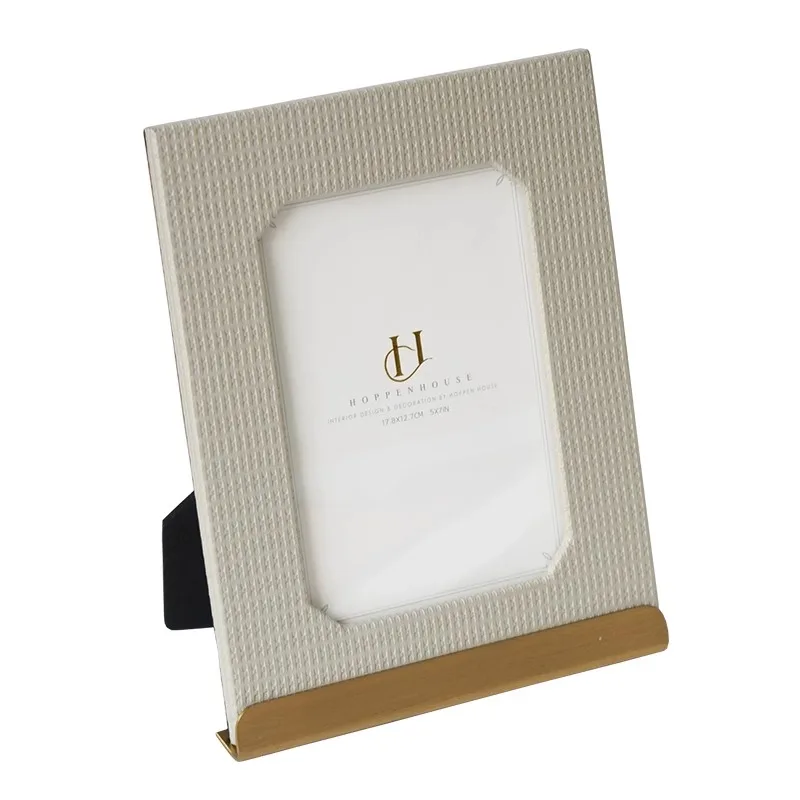 

Light luxury 6-inch 7-inch creative family photo frame metal retro home decoration ornament