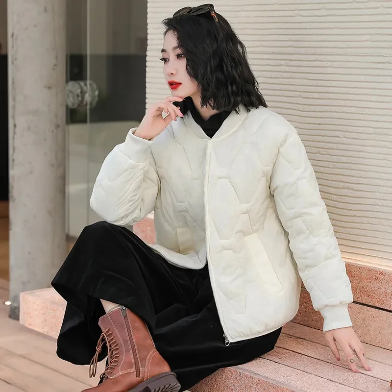 2023Winter New Cotton Coat Women's Short Loose Casual Slim and Warm Cotton Coat Lightweight Versatile Round Neck Baseball Jersey