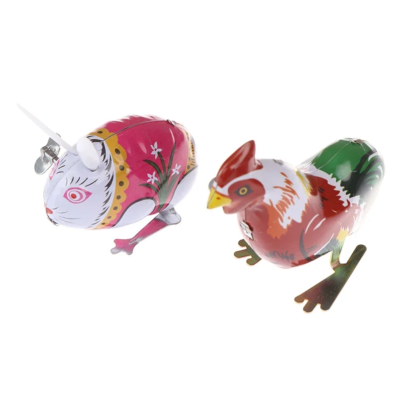 NOWOŚĆ Kids Classic Tin Wind Up Clockwork Toys Jumping Iron Frog Rabbit Cock Toy Figurki akcji Zabawka dla dzieci Klasyczna zabawka dla dzieci