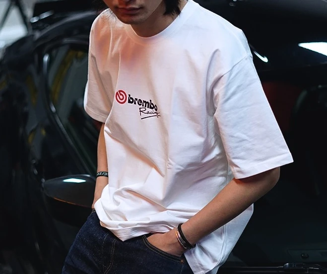 JDM Style Brembo Brake Puro Cotone Pesante Manica Corta 2025 Estate Vendita Calda Puro Cotone Moda Manica Corta da Uomo Tendenza