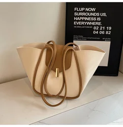 Large Capacity Soft Surface Bag for Women 2025 New Style Simple Temperament Shoulder Bag Niche Texture Wing Tote Bag