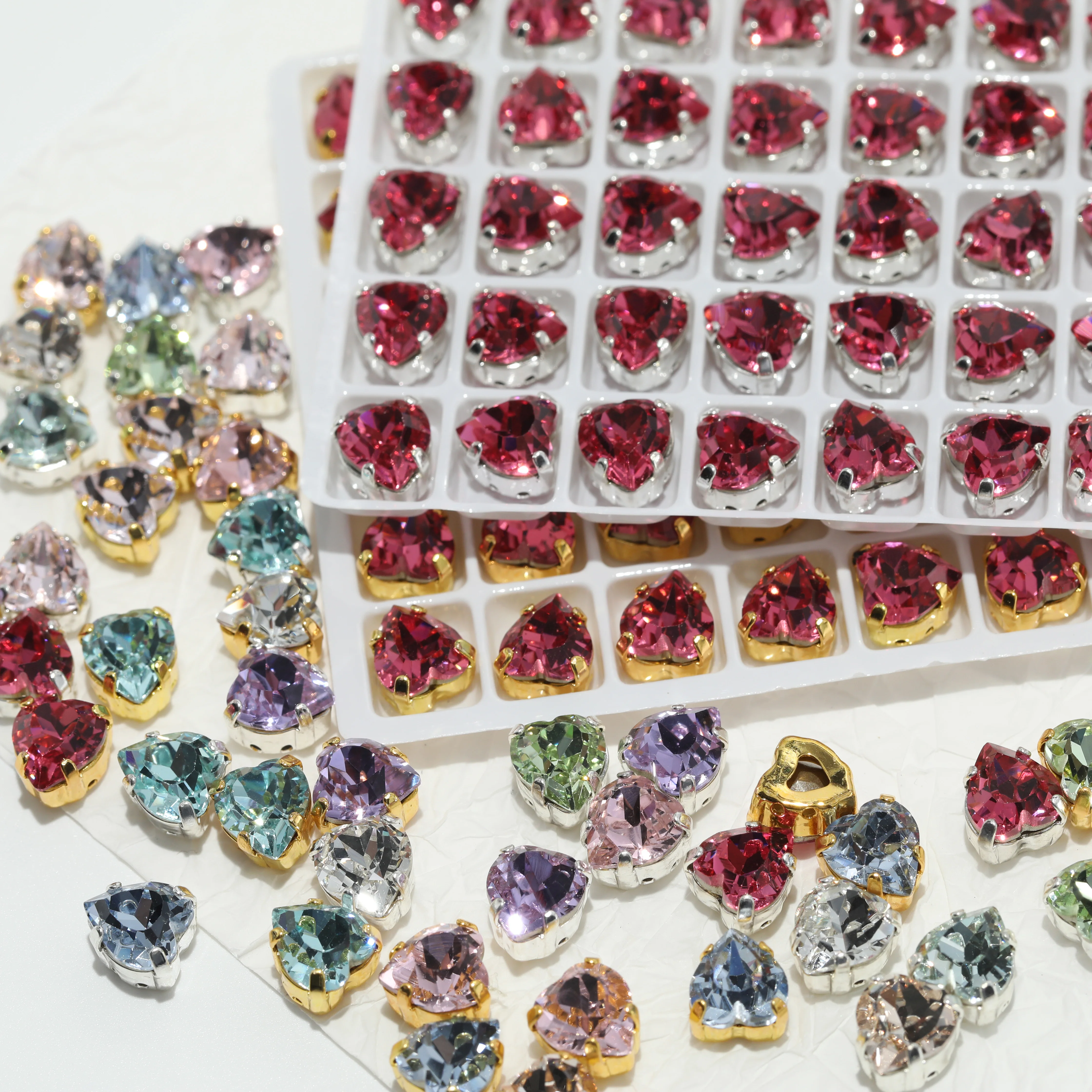 Ausgefallene Formen von Strasssteinen, Kristall-Marquise, Herz, Runde Chaton-Steine, superglänzend für Hochzeitskleider, Schmuck, DIY-Zubehör. – Detail 6