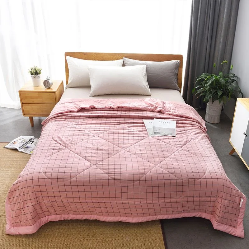 2026 new Japanese polyester quilted summer quilt skin-friendly washable light luxury style solid color lightweight
