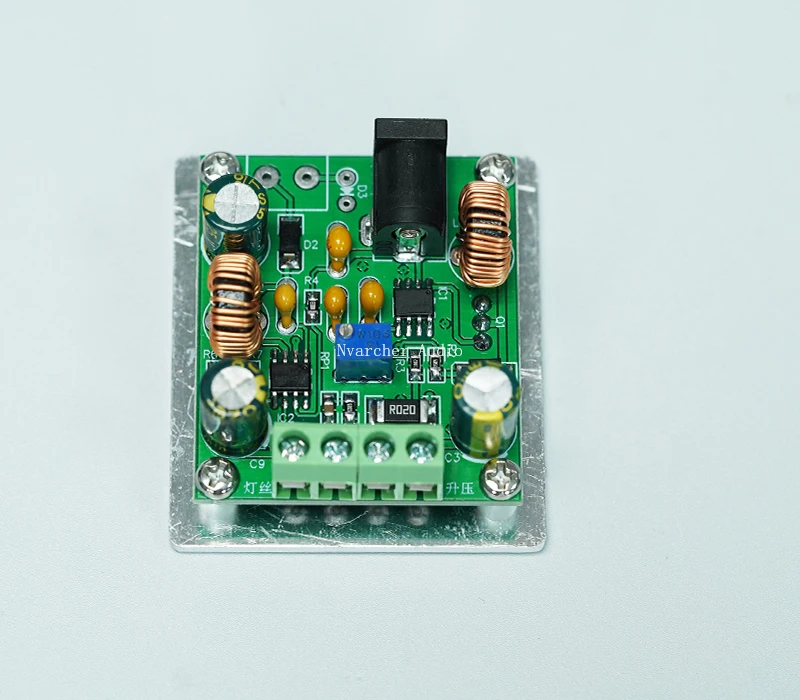 مستوى المرارة الأذن مكبر للصوت القط العين أنبوب توهج أنبوب إمدادات الطاقة 12V2A