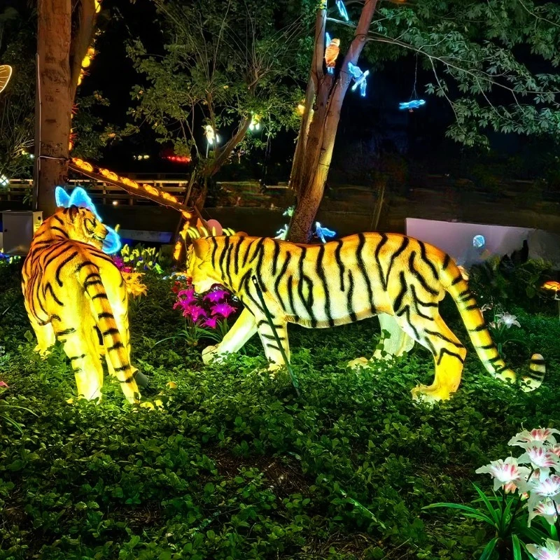 Outdoor Decoration Large Garden Simulation Tree Fat Tiger Realization Sculpture Life Size Fiberglass Wildlife Statue Decoration