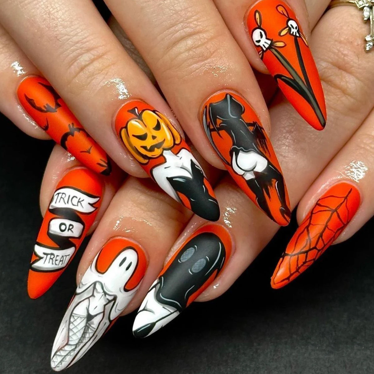 

Bat Printed False Nails Halloween Nail Art Decor Press on Nails Pumpkin Spider Flame Pattern Fake Nail Halloween Nails Stickers
