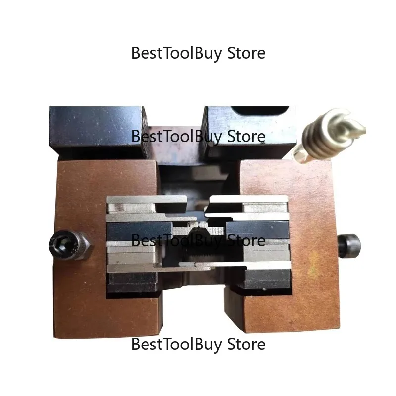 305/310 Pneumatic Wire Stripping Machine Semi-Automatic Multi-Core Wire Peeling Cutting Machine