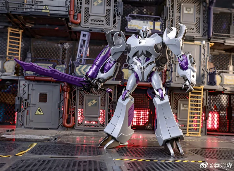 Op voorraad Transformeerd speelgoed Apache TFP Leader's Certificate Primaire kleur V-Klasse Megatron 2.0 Boxed Dark M Viagra Collection Gift