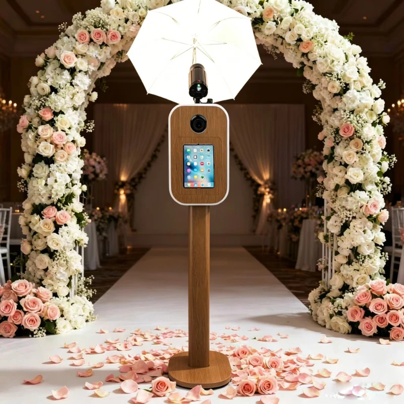 Selfie professional photographer, wooden, digital SLR camera photo booth