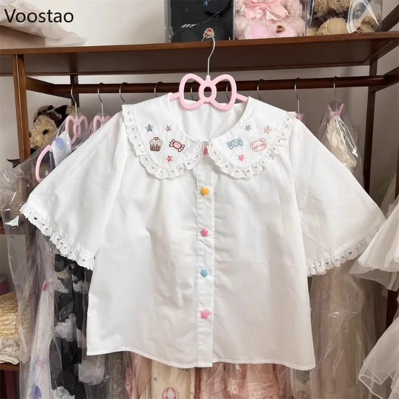 Imagem -03 - Blusas Kawaii Japonesas Lolita Branca para Mulheres Doce Bordado de Urso Doce Camisa Collar Peter Pan Estilo Feminino Roupas Bonitas