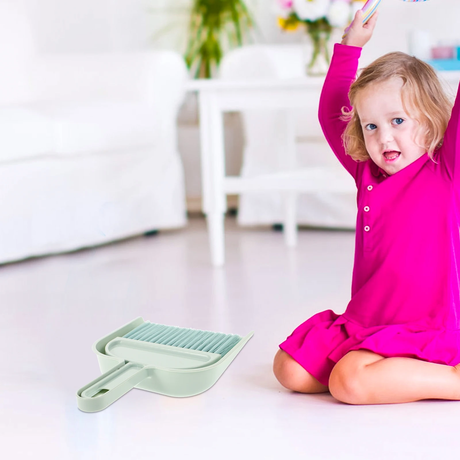 

2Sets Mini Broom Dustpan Sweeping Set Compact Portable for Home Office Desktop Keyboard Bookshelves Narrow Space Cleaning