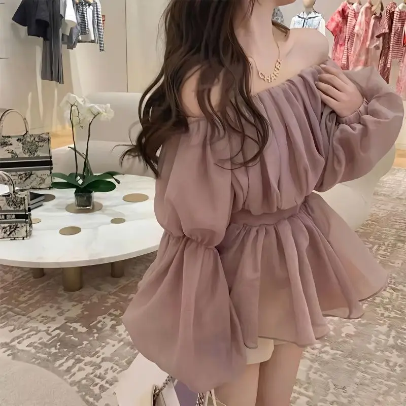 

Gagarich New Black One Shoulder Lantern Sleeve Pleated Waist Slimming Shirt Women 2025 Spring Autumn New Long Sleeved Top