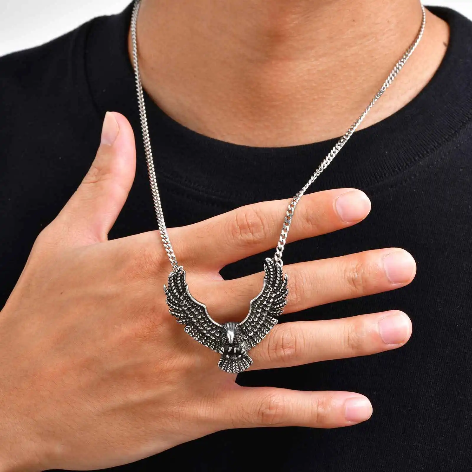 Punk Flying Eagle Necklace for Men,Vintage Stainless Steel Eagle Pendant,New Rapper Rock Accessories Gift