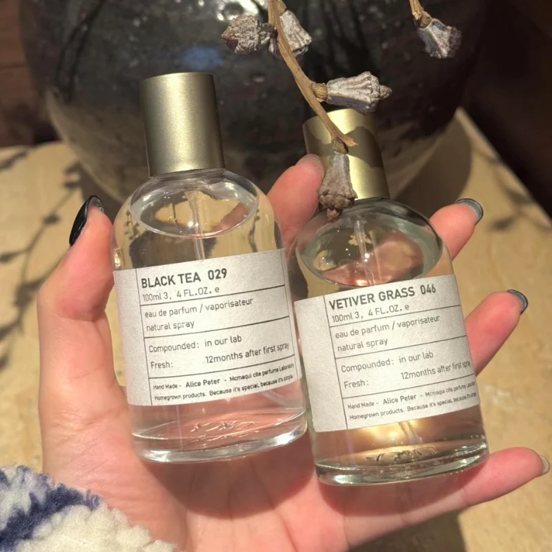 Unisex Perfume Fresh Sandalwood Citrus Woody Fragrance Long Lasting Eau De Toilette Classic Cologne Perfume Body Spray