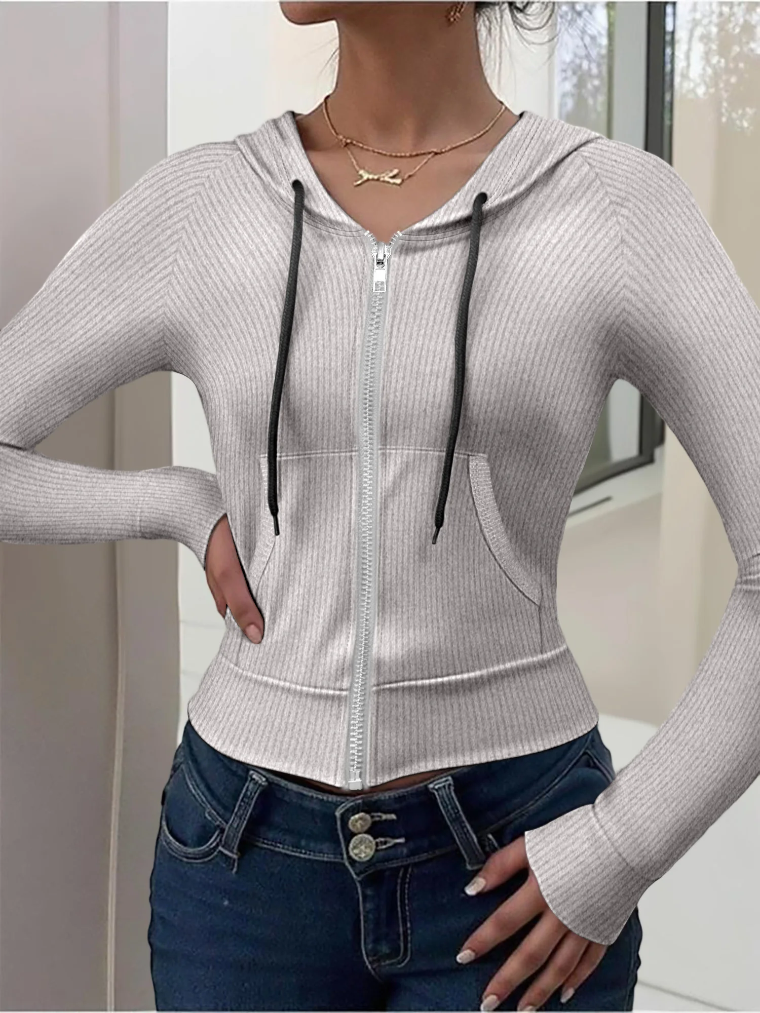 

Укороченная куртка в рубчик с капюшоном в ретро-стиле, приталенный кардиган на молнии, универсальный короткий топ для весны и осени