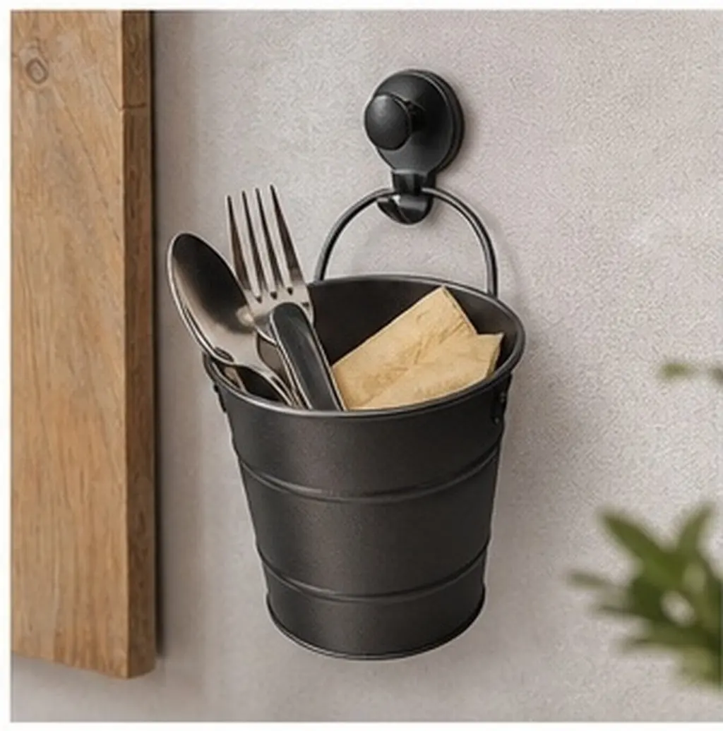 Fashion Forward Mini Ice Bucket in Black Metal Craftsmanship for Cold Snacks Ice Storage Wall Hanging Pail for Bar Kitchen Decor