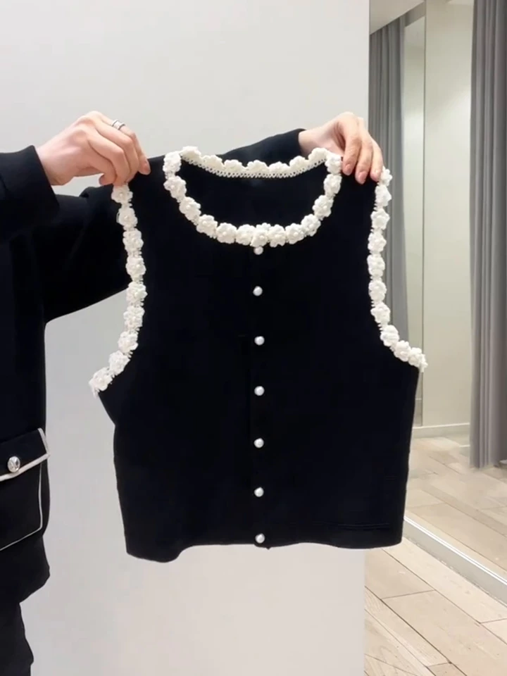 High-End Women's Sleeveless Knitted Vest Top Spring New Style Layered Wear Outerwear Sweet Style Regular Length No Sleeve
