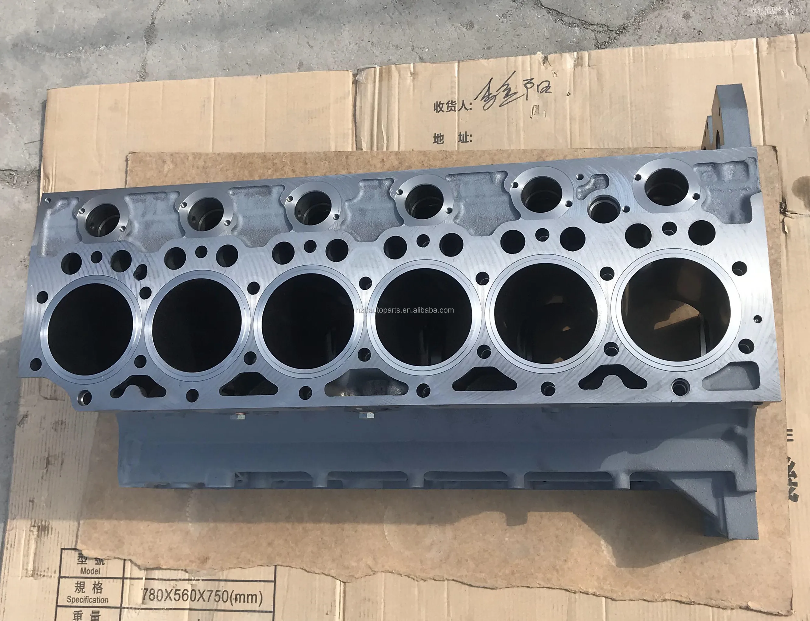 Deutz BF6M1013 أجزاء المحرك علبة المرافق 04282827 04282826 كتلة الأسطوانة