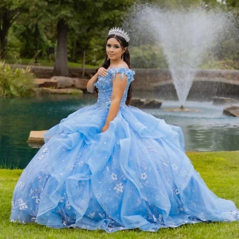 

Sky Blue V-Neck Ball Gown Quinceanera Dresses For Girls Beaded Birthday Party Gowns Applique Beads Lace Up Back Graduation Gown