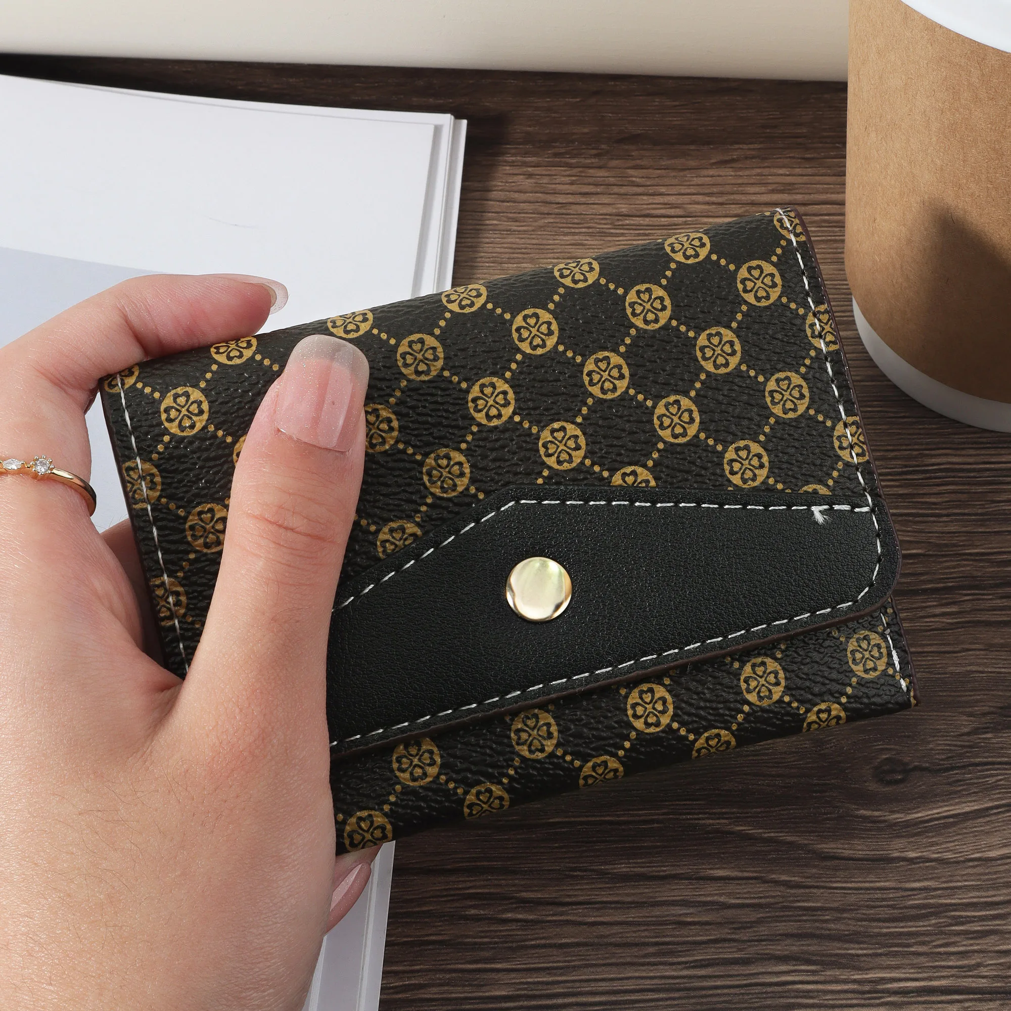 

New minimalist card holder ultra-thin, lightweight, portable cash ID card credit card coin pocket wallet, high-quality PU leathe