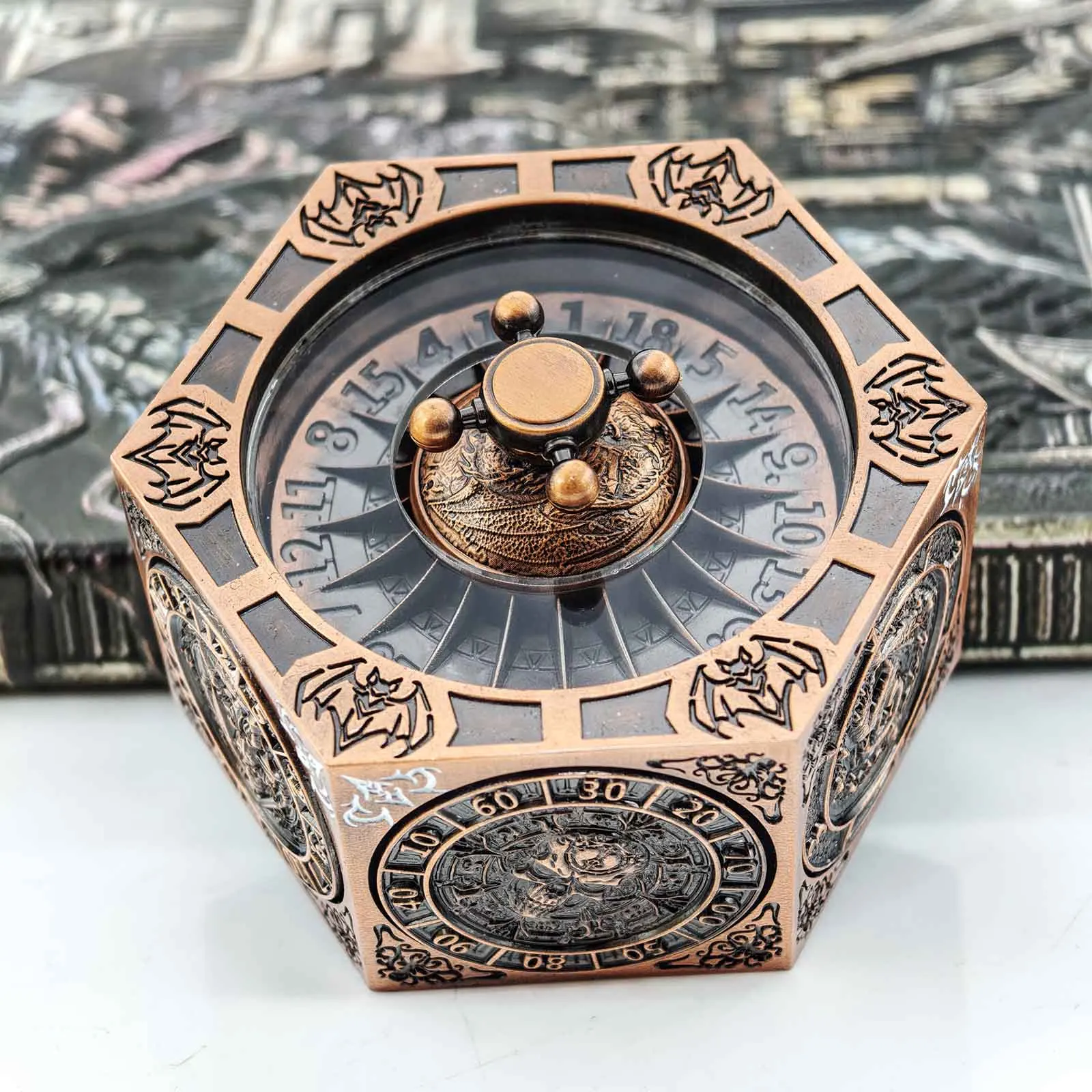 Metal Mechanical Compass Dice Fingertip Spinner Rotating Gyro for Tabletop RPG Dragon Fantasy Games