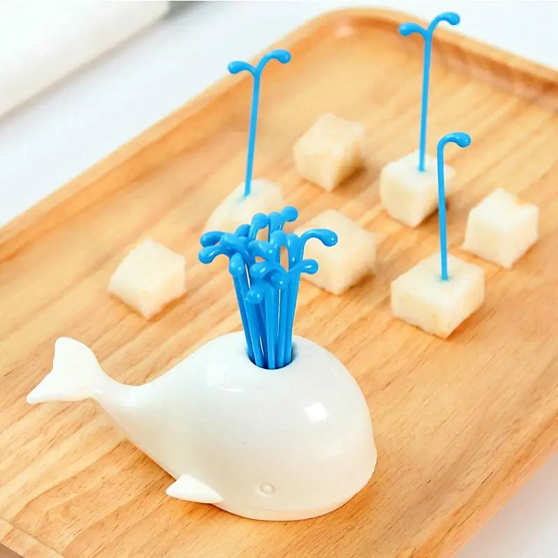 Creative Whale Fruit Fork Cake Dessert Salad Sticks Food Picks Cocktail Toothpick Skewer Home Party Acceoosries