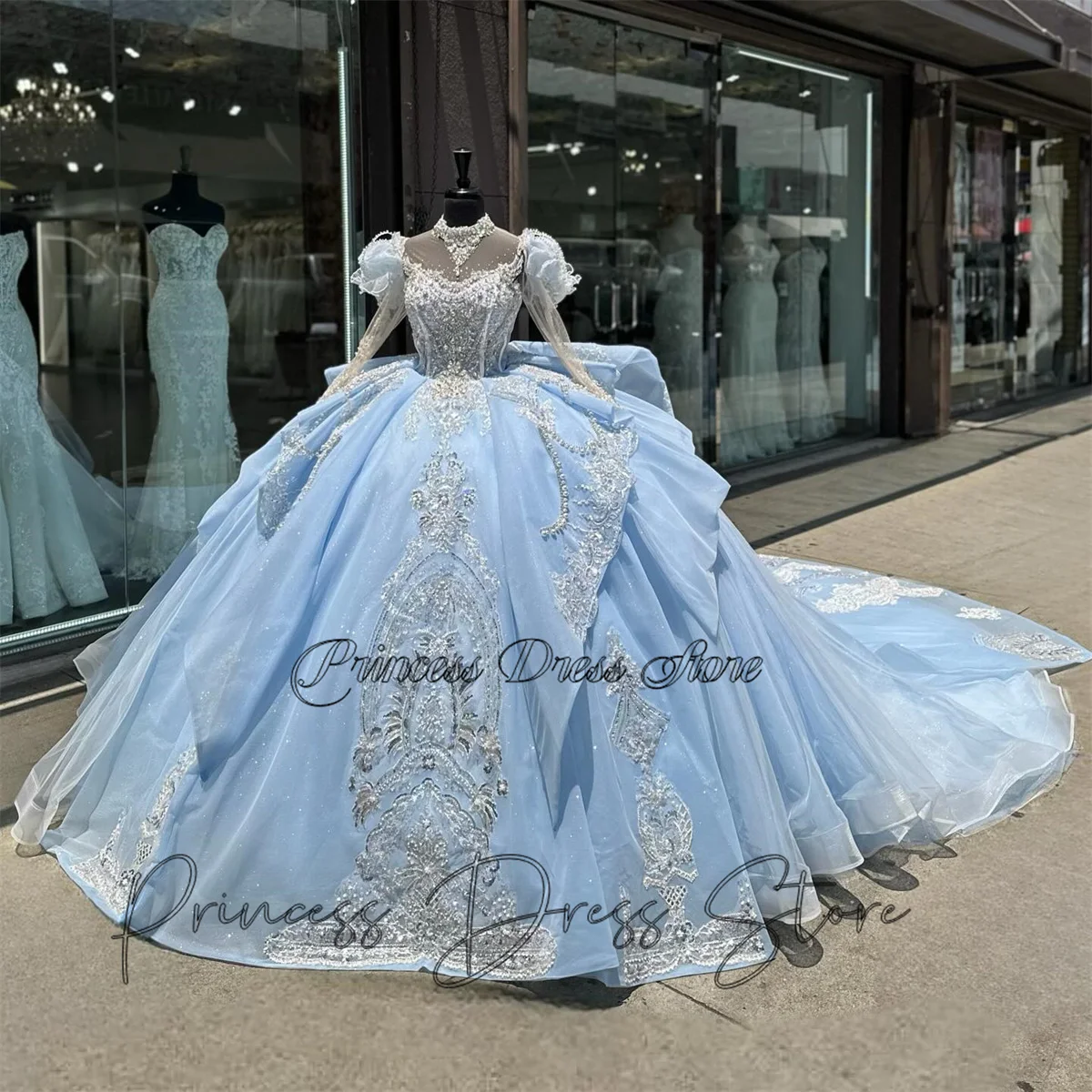 Luxury Sky Blue Shiny Quinceanera Dresses Ball Gown Sequins Applique Beading Long Sleeves Princess Party Sweet 16 Dress Lace-Up