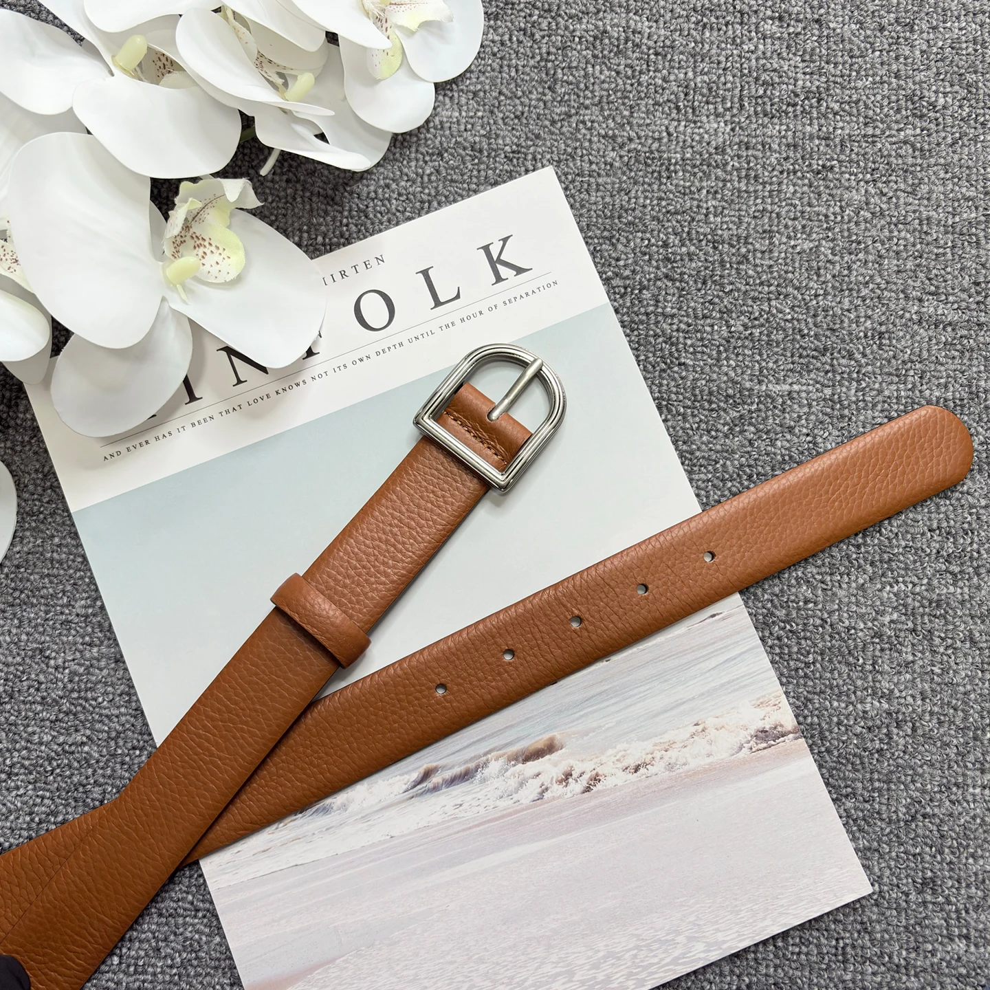 Simple D-letter distressed buckle leather women's belt genuine fine leather belt casual decorative waistband