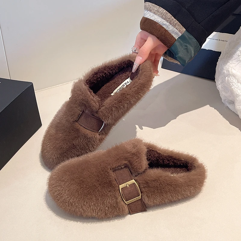 Red Plush Closed-Toe Fuzzy Slippers for Women, Autumn and Winter, Soft Sole, Extra Fleece, Comfy for Pregnant Women - view 3