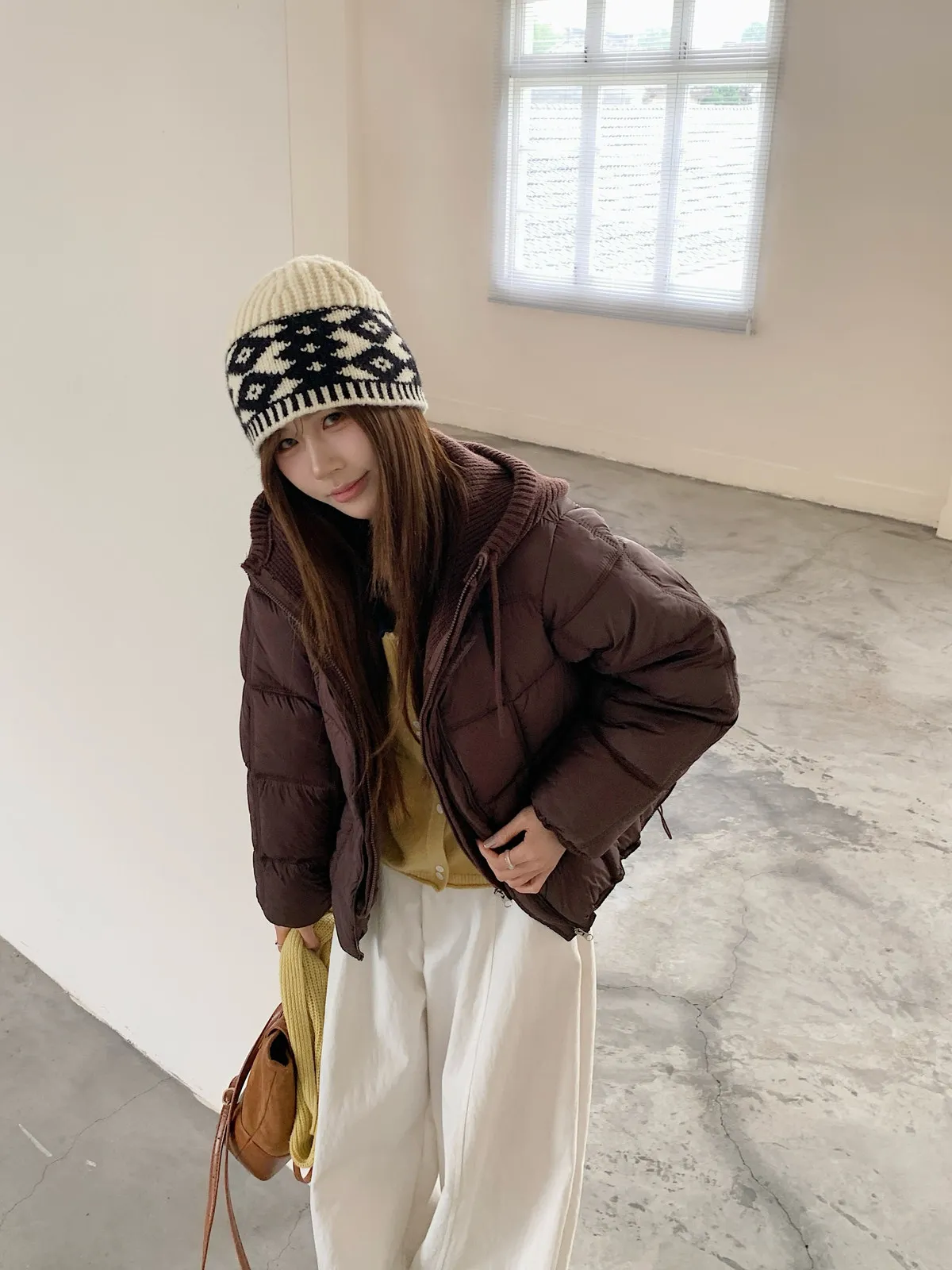 Korean Knit Hood Patchwork Short Puffer Jacket Women Loose Lightweight Warm Padded Parkas Women Solid Color Zipper Winter Jacket