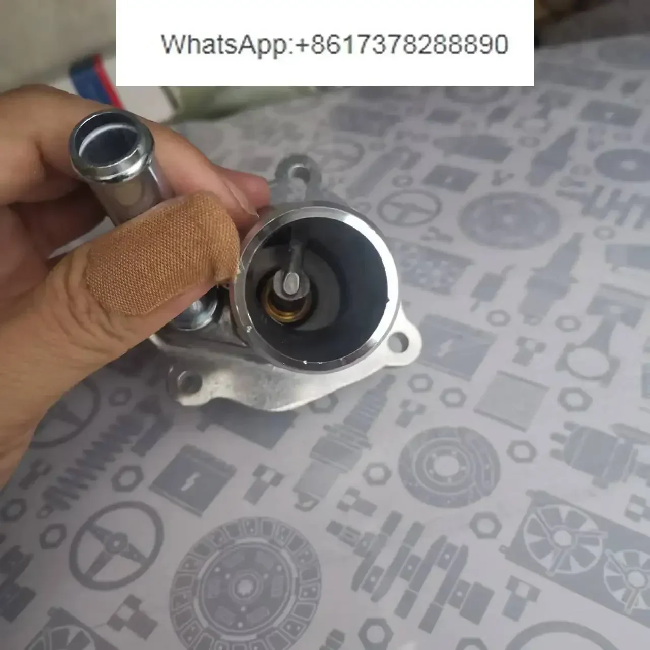 High quality  Water Thermostat 2.0  Multi-section Thermostat 1722030175