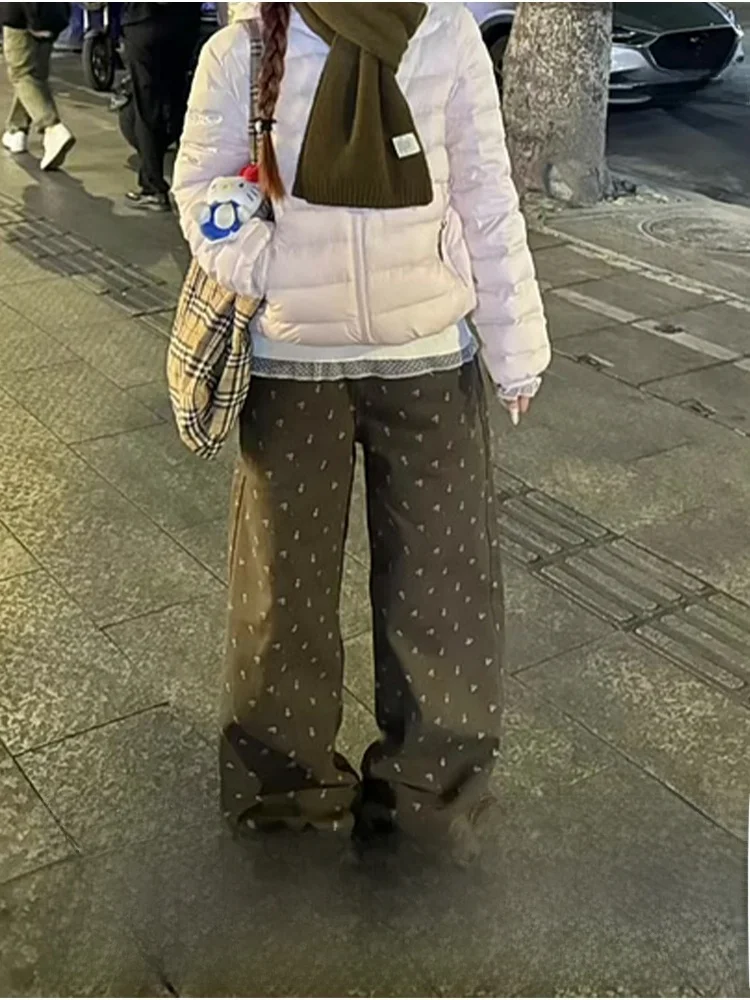 

Ретро цветочный дизайн, широкие джинсы с высокой талией, женские осенне-зимние новые утягивающие какао коричневые джинсы, повседневная одежда