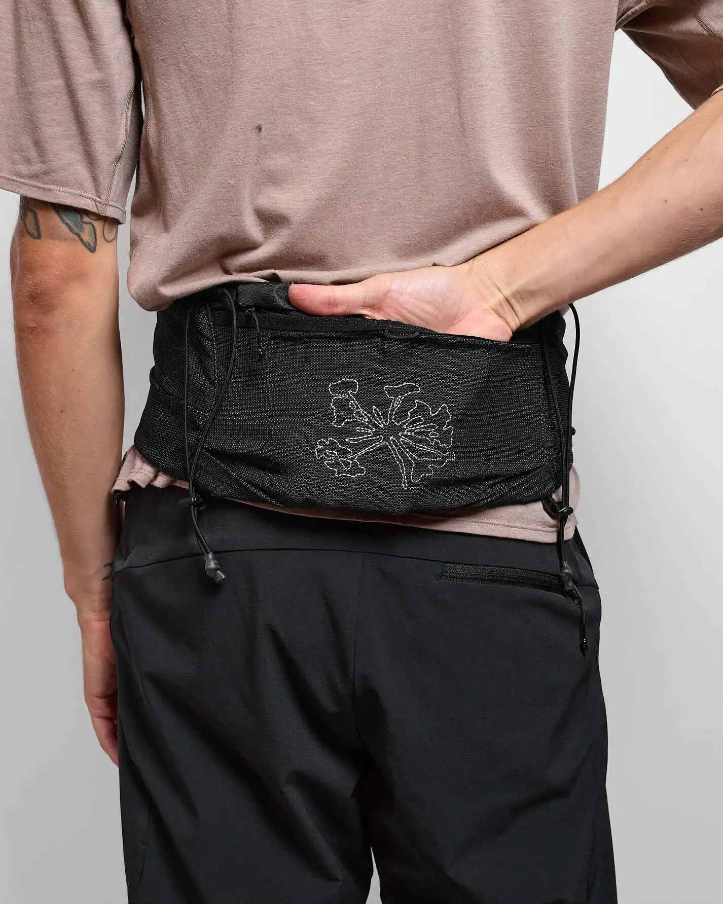 

Portal 25ss Trail Running Waist Pack Multifunction Drawstring Pocket Embroidered Marathon Sports Phone Bag