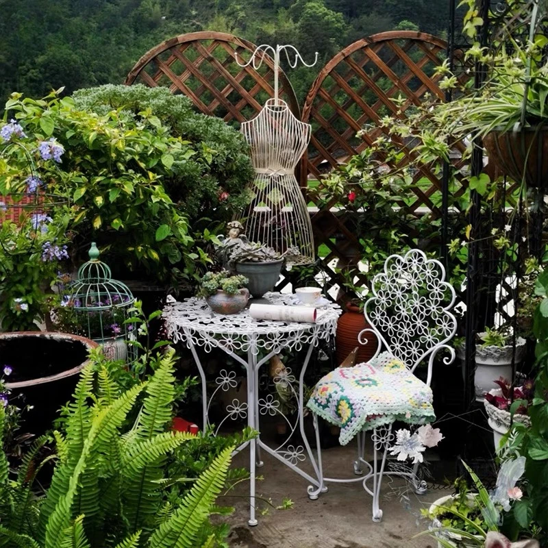 

Wrought iron balcony table and chair combination, one table, two chairs, coffee table, three-piece set, simple outdoor garden