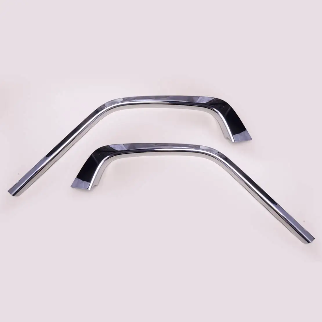 

1 Pair Car Front Bumper Center Upper Grille Covers Trims Fit For Toyota RAV4 2019-2024 Chrome Style